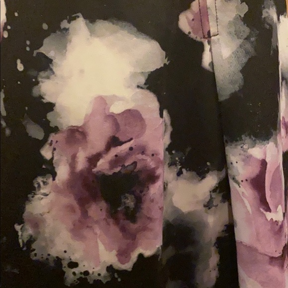 Floral skater skirt - Picture 2 of 3